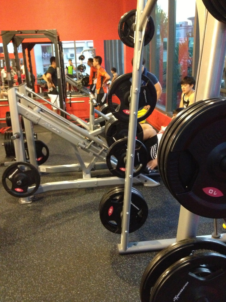 leg press, gymm boxx xxl bishan