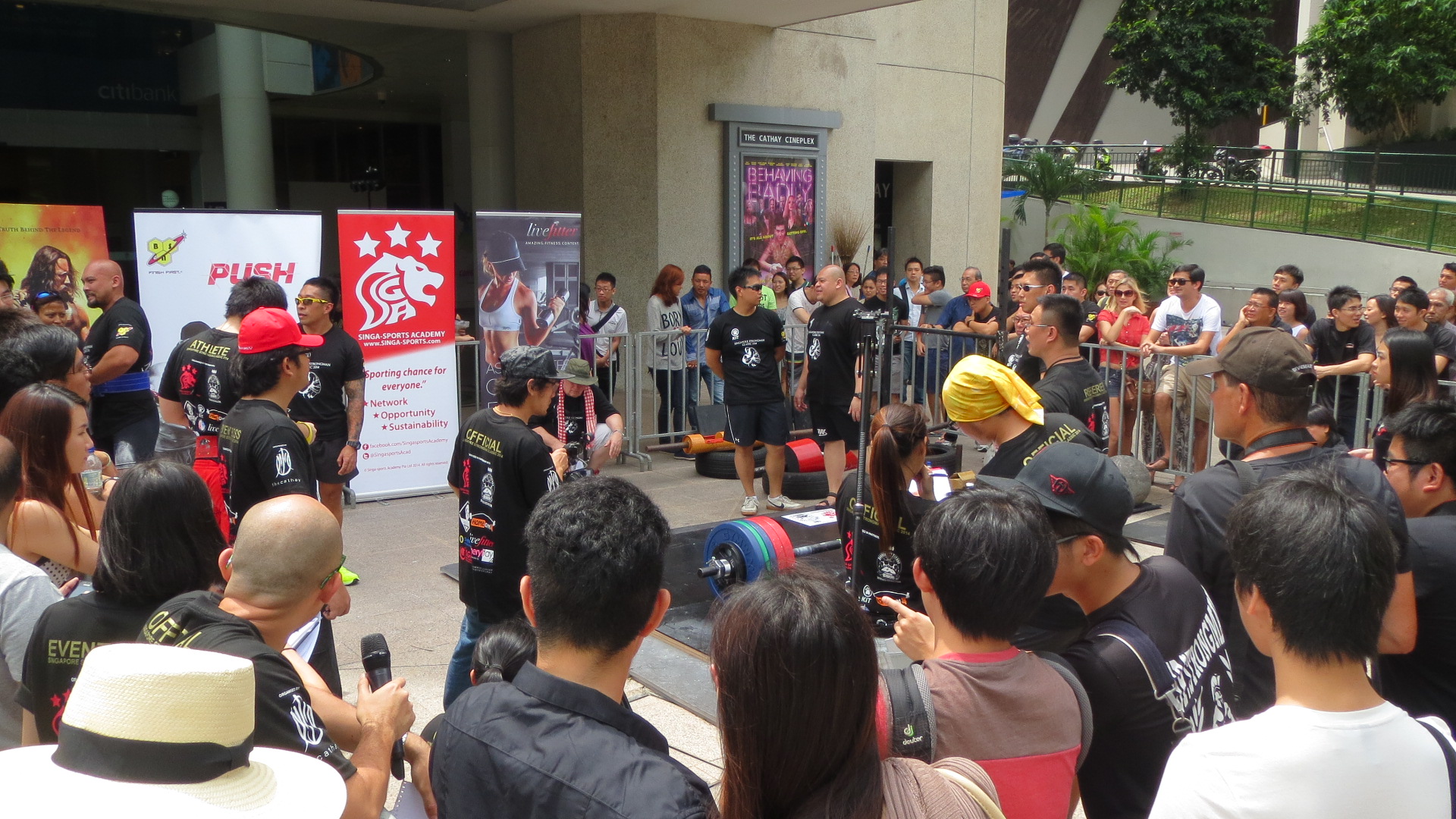 singapore strongman classic